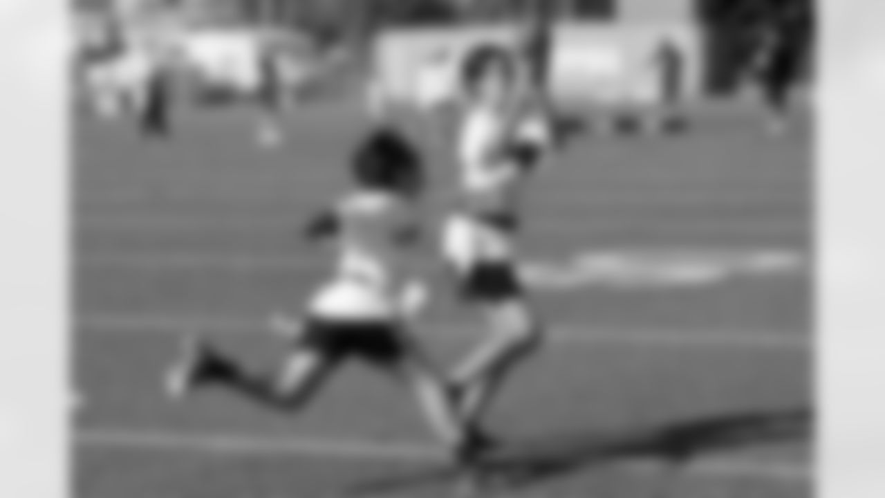 New Orleans Saints linebacker Demario Davis joined young athletes for a Play Football Experience and Flag Football clinic in Paris, France on Saturday, July 12, 2025.