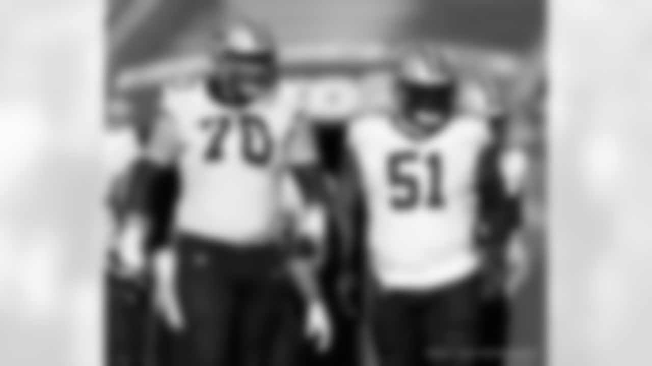 T Trevor Penning (70) and C/G Cesar Ruiz (51) during the New Orleans Saints game against the Tampa Bay Buccaneers for Week 18 of the 2024 NFL Season on Jan. 5, 2025 at Raymond James Stadium.