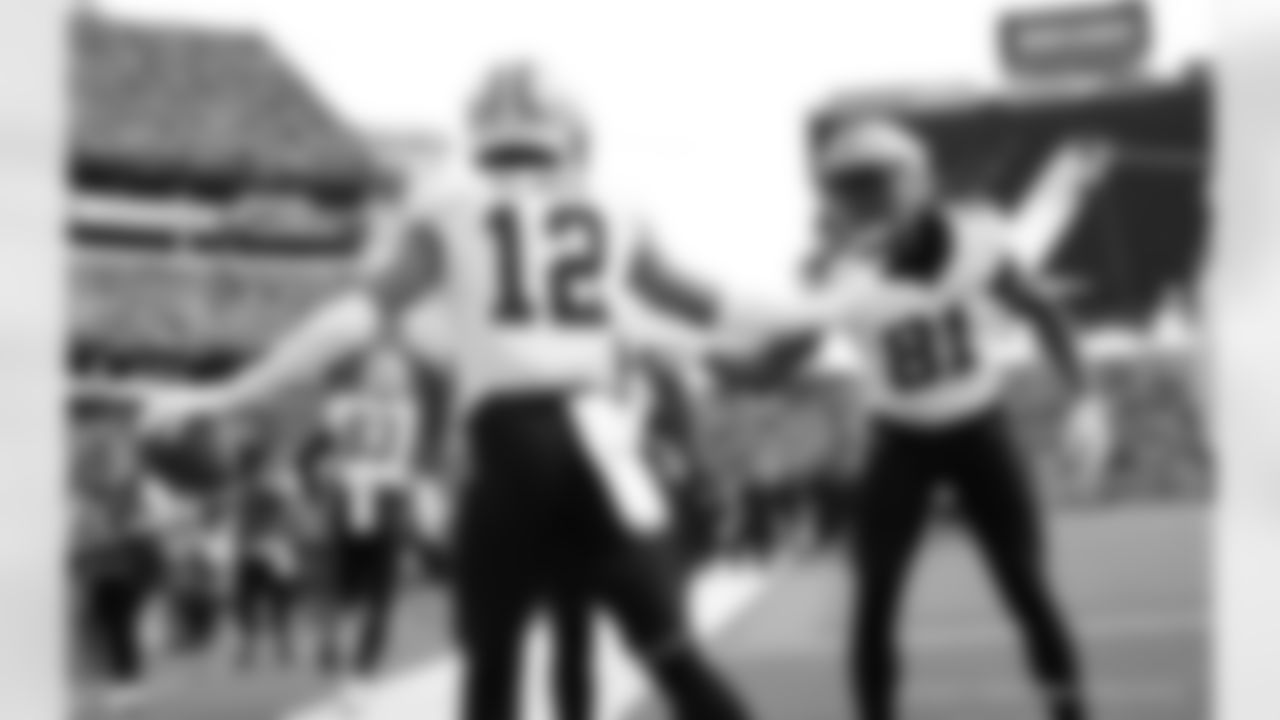 Check out the game action photos from the New Orleans Saints game against the Tennessee Titans for Week 17 of the 2025 NFL season on Dec. 28, 2025 at Nissan Stadium.