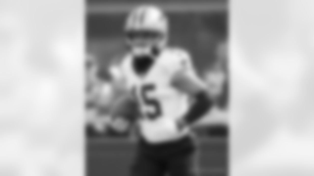 Check out the pregame photos from the New Orleans Saints game against the Los Angeles Rams for Week 9 of the 2025 NFL season on Nov. 2, 2025 at SoFi Stadium.