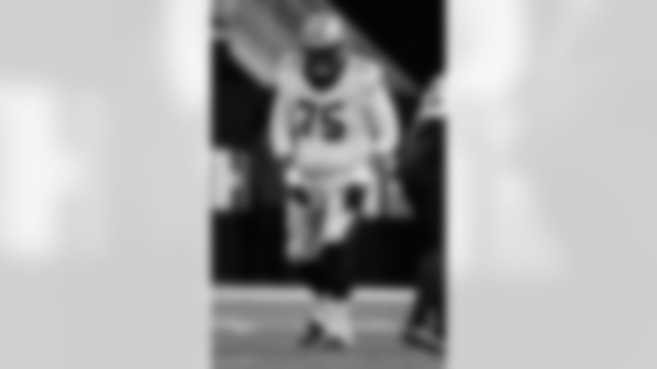 Check out the game action photos from the New Orleans Saints game against the Atlanta Falcons for Week 18 of the 2025 NFL season on Jan. 4, 2026 at Mercedes-Benz Stadium.