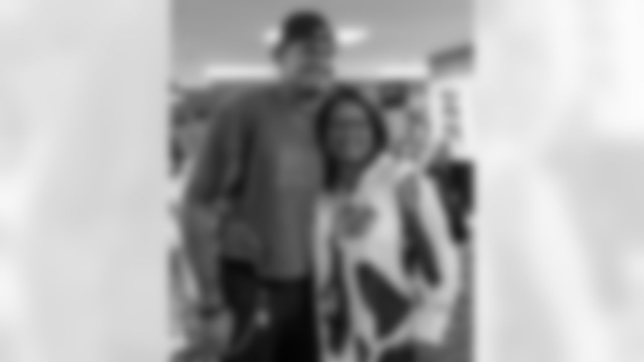 New Orleans Saints cornerback Alontae Taylor joined several students who recently registered to vote at Skate Country Westbank for a High School Voter Celebration on October 22, 2024.