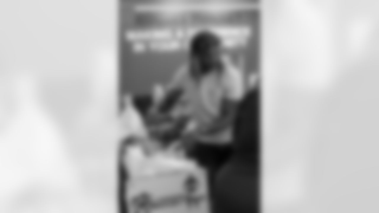 New Orleans Saints safety Justin Reid hosted his annual "Justin's Thanksgiving Grocery Grab" shopping spree for local shoppers on Nov. 24, 2025. Saints safety Terrell Burgess assisted their teammate during the event.