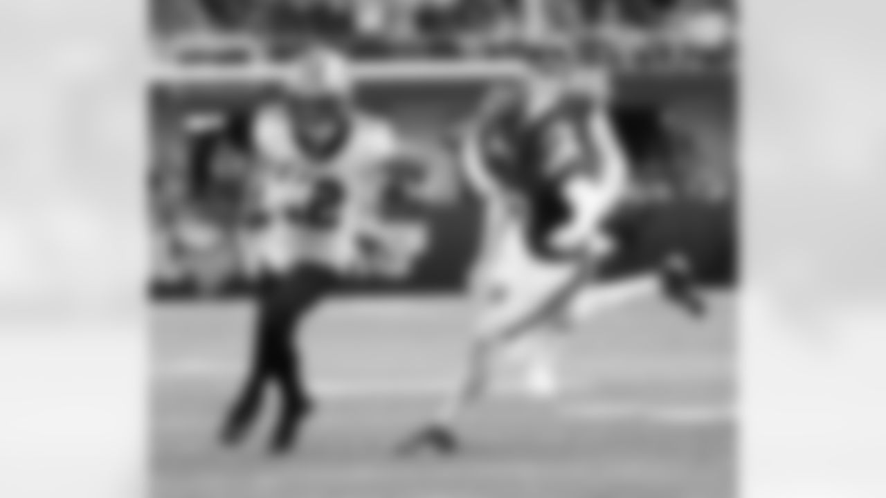 Check out the game action shots from the New Orleans Saints game against the Minnesota Vikings in Week 10 of the 2023 NFL season.