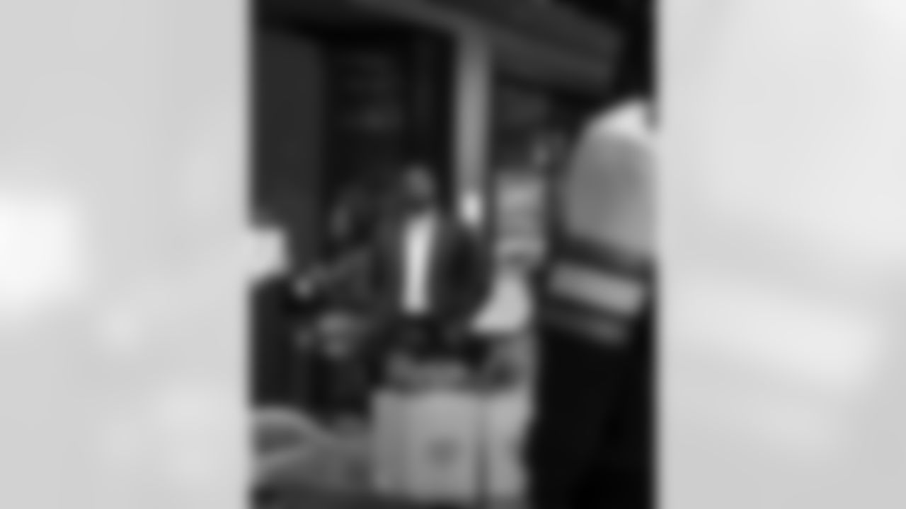 New Orleans Saints linebacker Demario Davis and his wife Tamela, alongside Devoted Dreamers and Ochsner Health, hosted a brunch and networking event for 2025 season micro-grant recipients on Saturday, Dec. 20, 2025 at the Ochsner Sports Performance Center. Following the event, recipients received tickets to attend the Saints' final home game of the season.