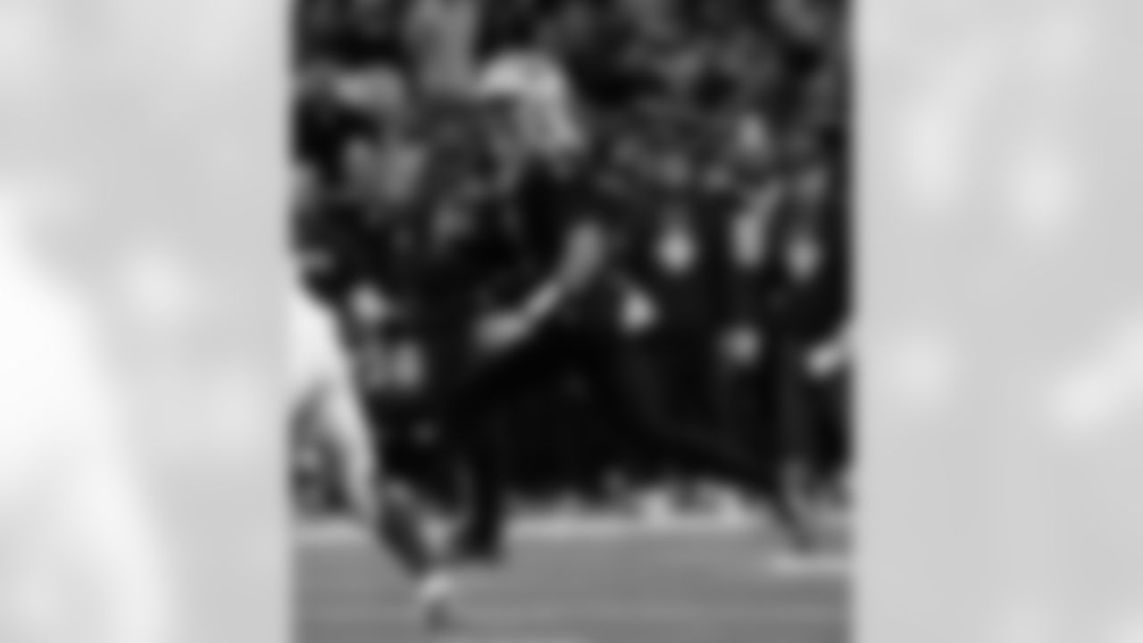 Check out the game action photos from the New Orleans Saints game against the New York Giants for Week 5 of the 2025 NFL season on Oct. 5, 2025 at Caesars Superdome.