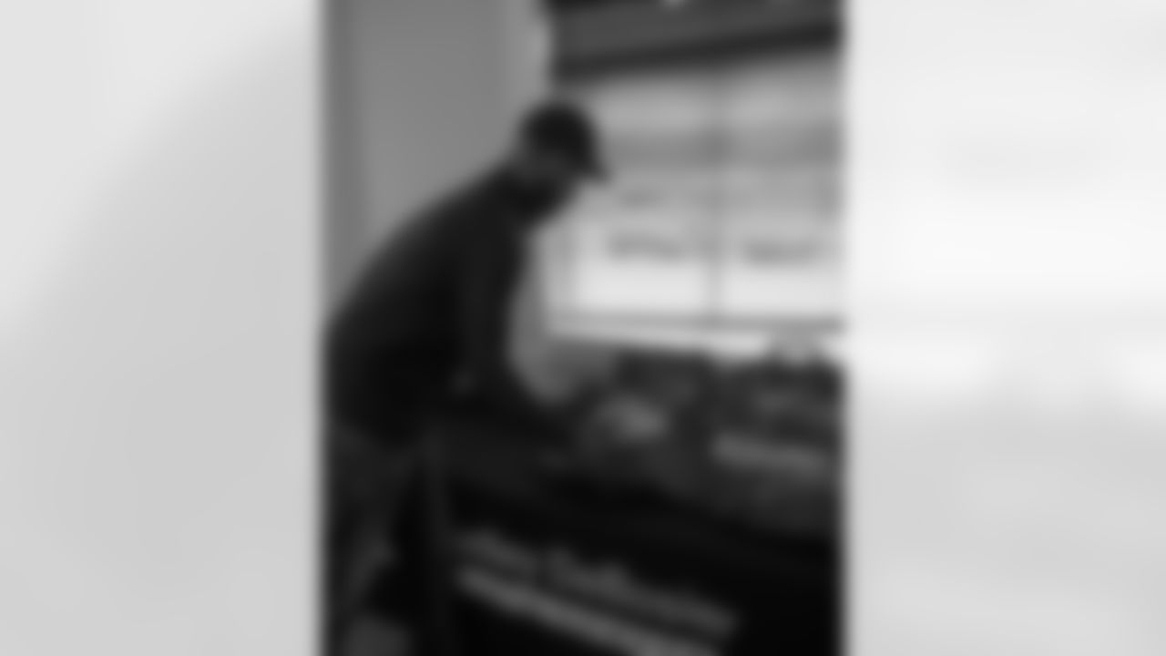 New Orleans Saints legend Daryl Terrell joined the team and Dudley DeBosier to build care kits for victims of domestic violence in Baton Rouge on Monday, January 26, 2026. The care packages were donated to the Capital Area Family Justice Center.