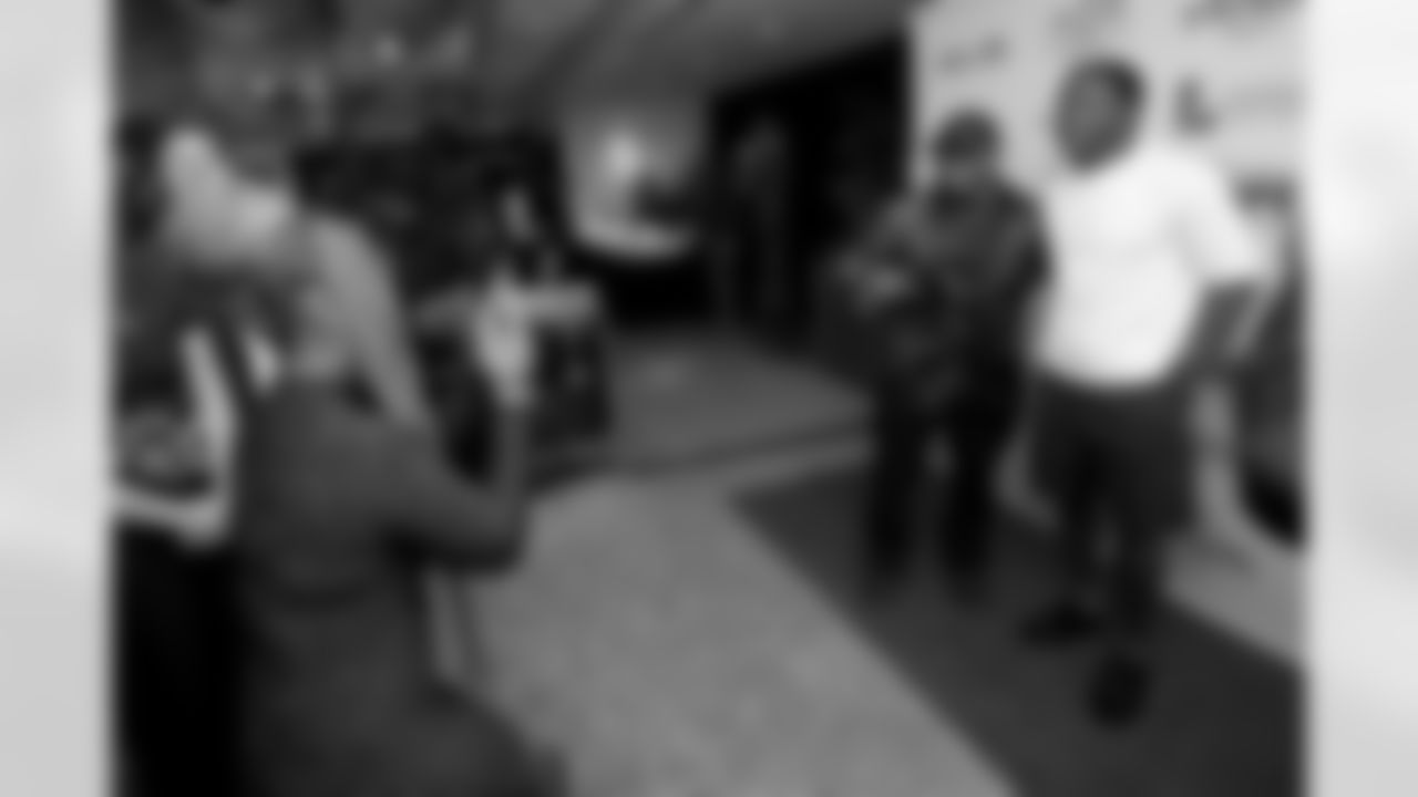 Saints linebacker Demario Davis and his Devoted Dreamers Foundation held their second annual "Dining for Dreams" event on Monday, October 13, 2025. Davis and his teammates served dinner to patrons to celebrate community, connection, and giving back.