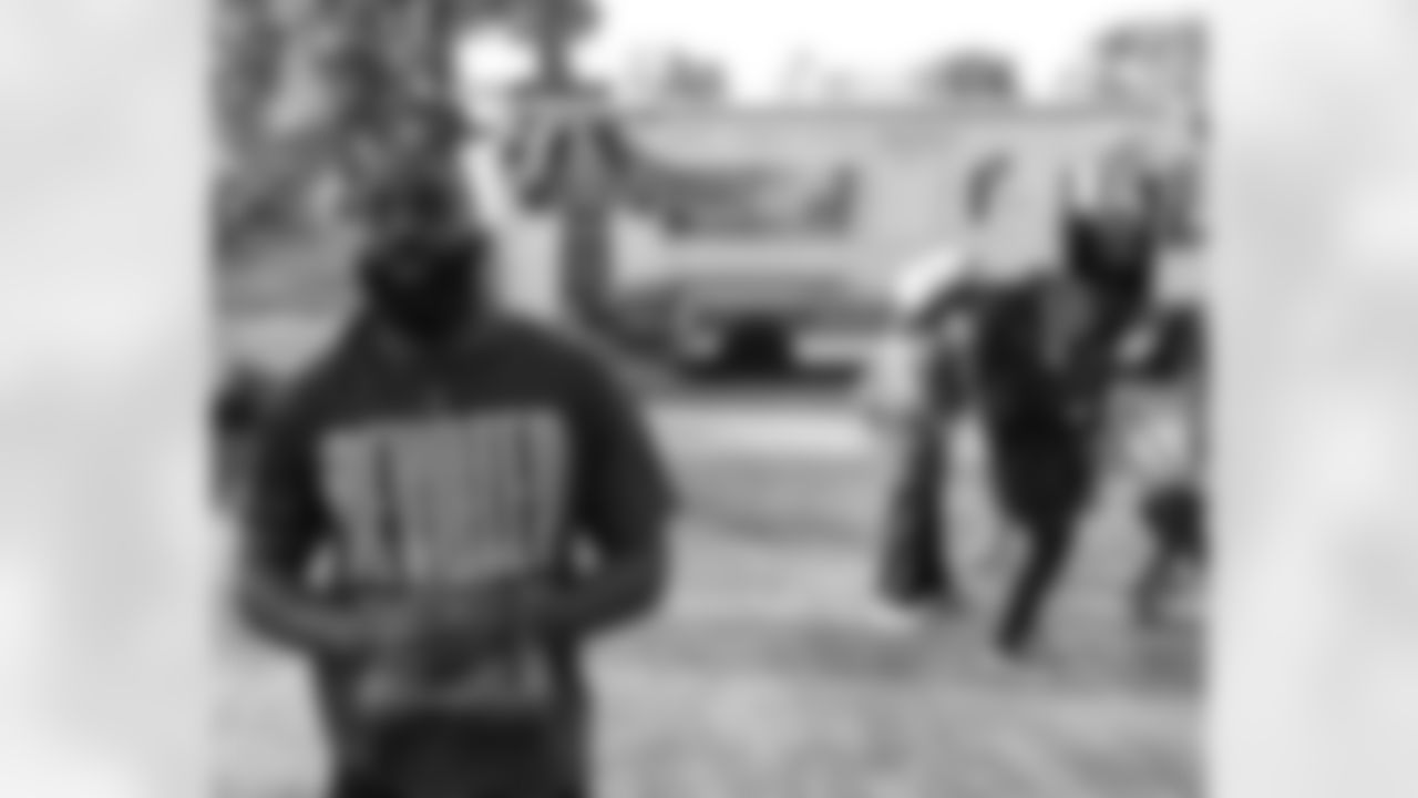 New Orleans Saints linebacker Demario Davis and his wife, Tamela's Devoted Dreamers Foundation hosted the annual "Dinner with the Davises" event at the Boys and Girls Club Gretna on Nov. 18, 2025.