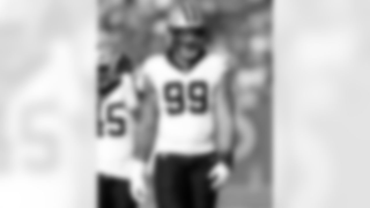 DE Chase Young (99) during the New Orleans Saints game against the Tampa Bay Buccaneers for Week 18 of the 2024 NFL Season on Jan. 5, 2025 at Raymond James Stadium.