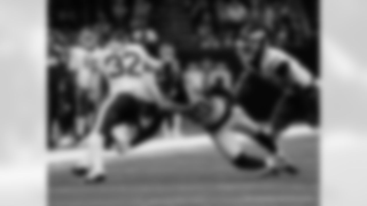 Check out the game action photos from the New Orleans Saints game against the New York Jets for Week 16 of the 2025 NFL season on Dec. 21, 2025 at the Caesars Superdome.