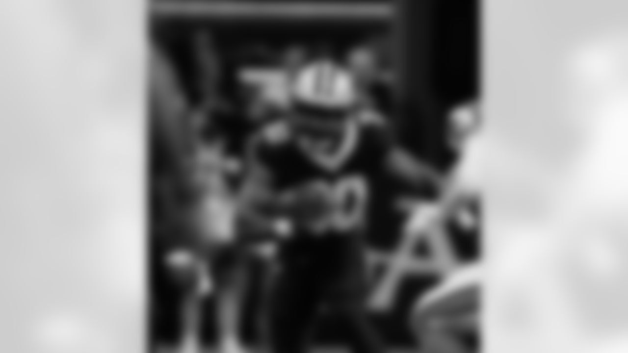 Check out the game action photos from the New Orleans Saints game against the Carolina Panthers for Week 15 of the 2025 NFL season on Dec. 14, 2025 at the Caesars Superdome.