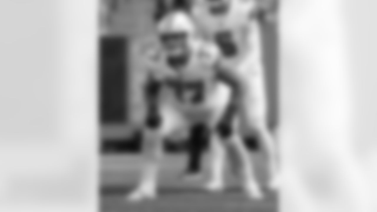 Check out the game action photos from the New Orleans Saints game against the Carolina Panthers for Week 10 of the 2025 NFL season on Nov. 9, 2025 at Bank of America Stadium.