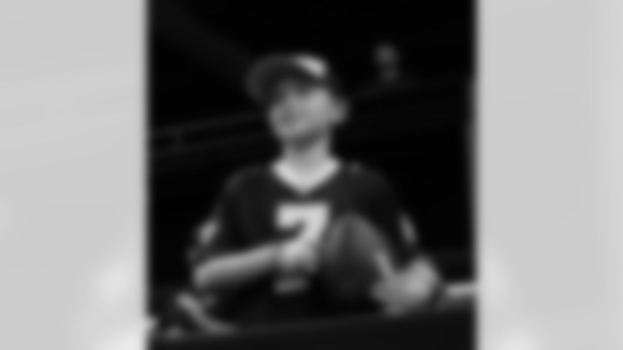 Check out the fan photos from the New Orleans Saints game against the New York Jets for Week 16 of the 2025 NFL season on Dec. 21, 2025 at the Caesars Superdome.