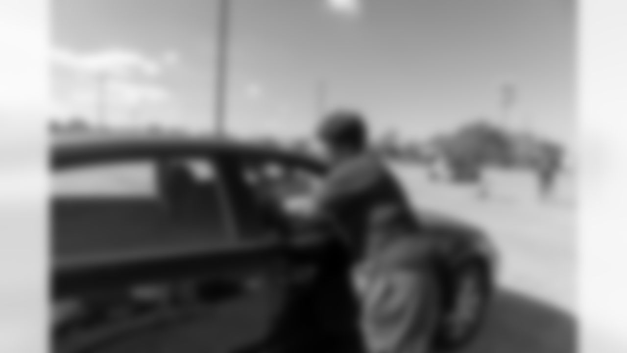 The New Orleans Saints Cheer Krewe and Gumbo joined Sysco New Orleans to distribute meals at their annual Thanksgiving food drive on Sunday, Nov. 16, 2025.