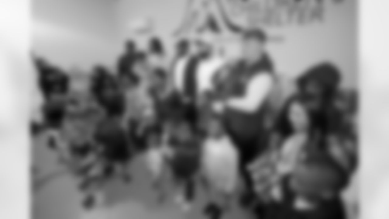 New Orleans Saints center/guard Cesar Ruiz hosted a holiday toy giveaway at the New Orleans Women and Children's Center on Tuesday, Dec. 16, 2025. The event also featured appearances by fellow Saints players center Erik McCoy, linebacker Torricelli Simpkins III, wide receiver Easton Kilty, and offensive tackle William Sherman to spread holiday cheer to children and families in the community.