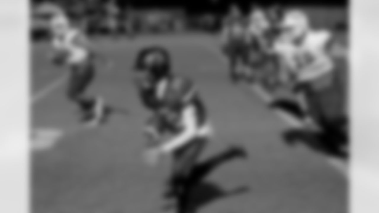 The St. Stanislaus Rock-a-Chaws held their homecoming as they hosted the Stone Tomcats during Mississippi High School Football Under the Lights presented by Venture Global on Friday, October 3, 2025.