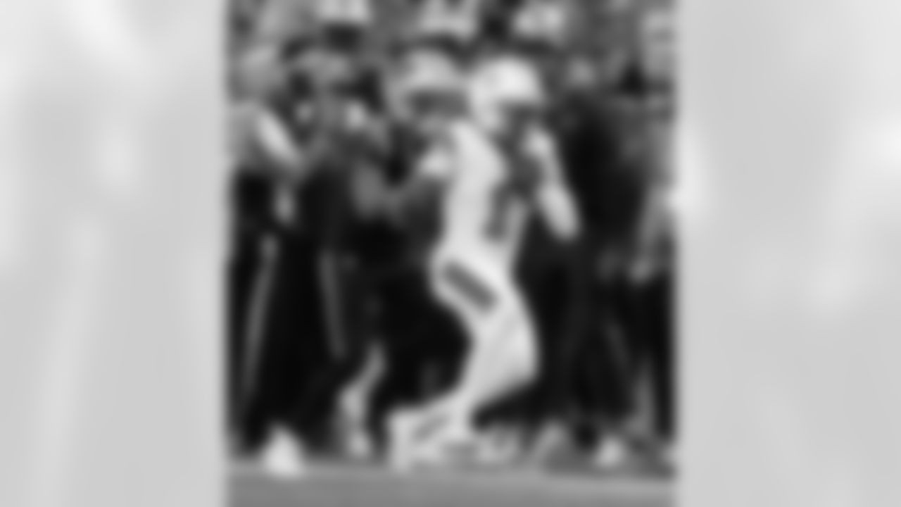 Check out the game action photos from the New Orleans Saints game against the Carolina Panthers for Week 10 of the 2025 NFL season on Nov. 9, 2025 at Bank of America Stadium.