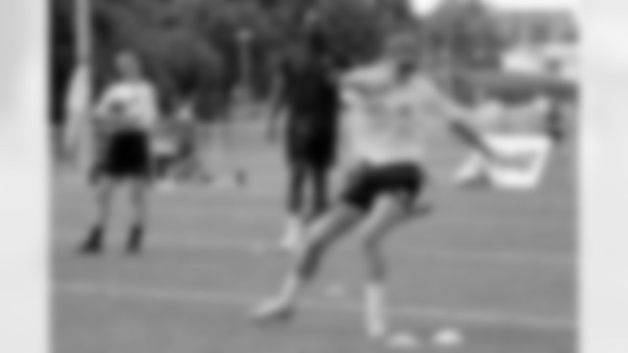 New Orleans Saints linebacker Demario Davis joined young athletes for a Play Football Experience and Flag Football clinic in Paris, France on Saturday, July 12, 2025.
