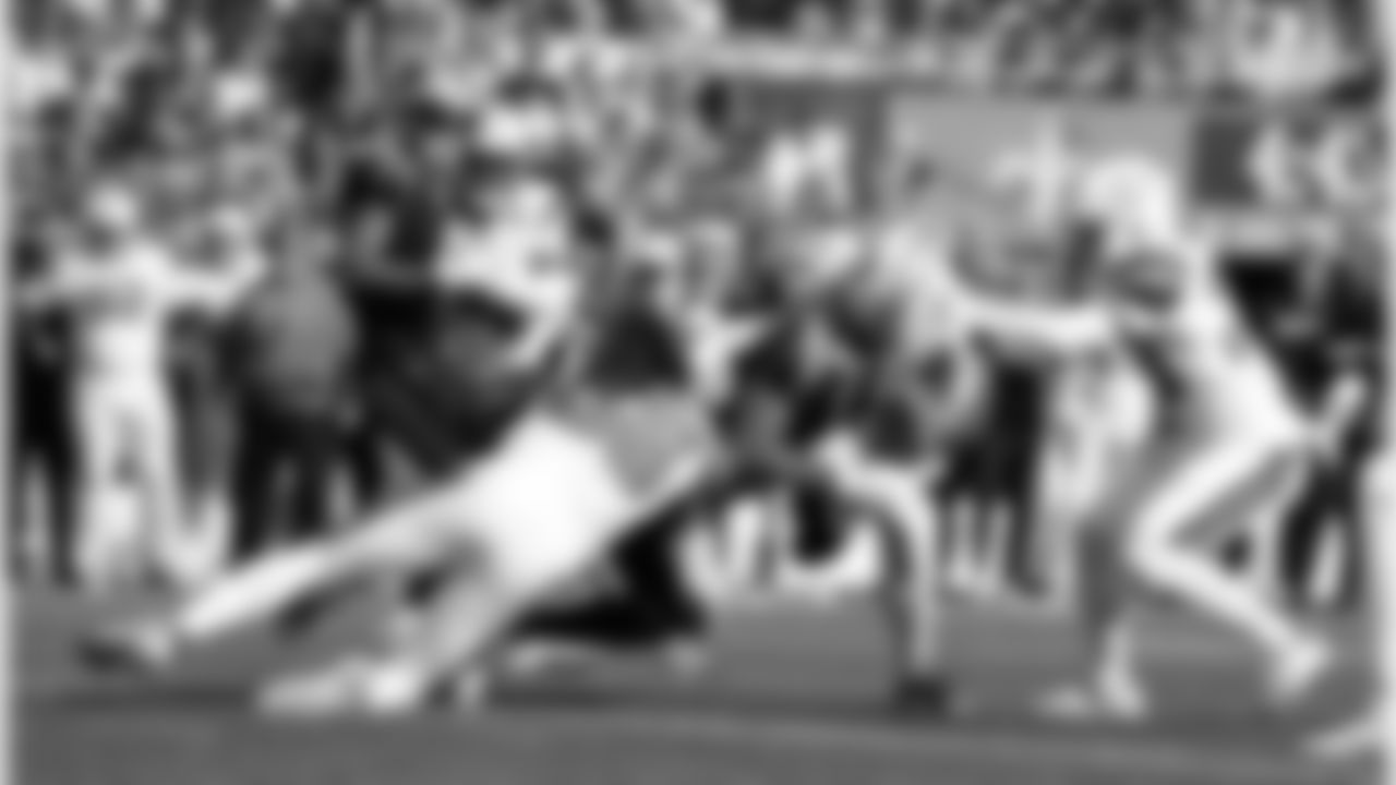 LB Demario Davis (56) in action during the New Orleans Saints game against the Carolina Panthers for Week 10 of the 2025 NFL season on Nov. 9, 2025 at Bank of America  Stadium.