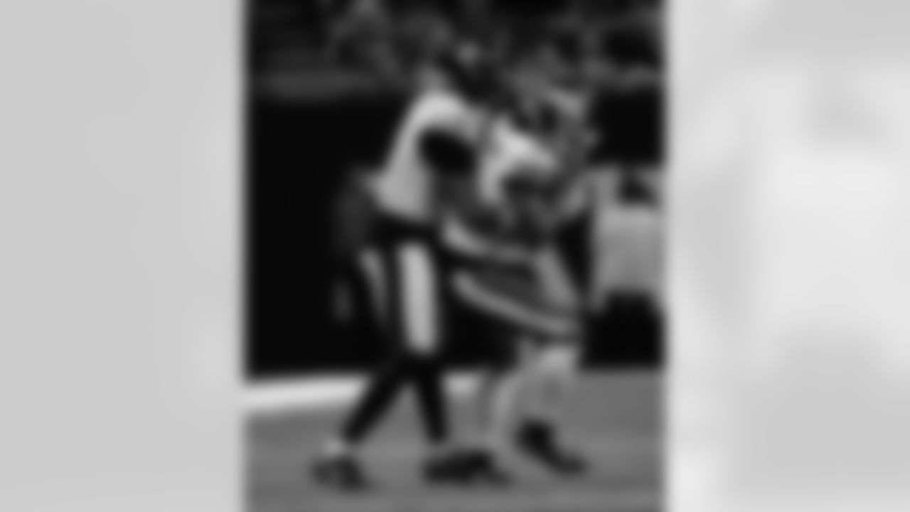 Check out the game action photos from the New Orleans Saints game against the New York Jets for Week 16 of the 2025 NFL season on Dec. 21, 2025 at the Caesars Superdome.