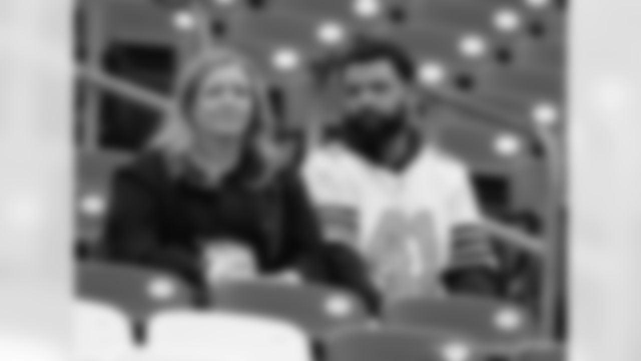 Check out the fan photos from the New Orleans Saints game against the Tennessee Titans for Week 17 of the 2025 NFL season on Dec. 28, 2025 at Nissan Stadium.