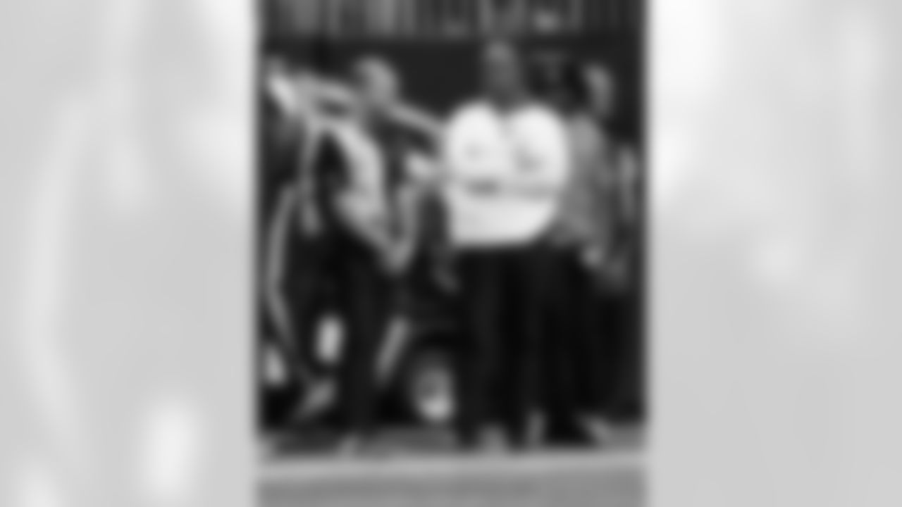 Check out the game action photos from the New Orleans Saints game against the Atlanta Falcons for Week 18 of the 2025 NFL season on Jan. 4, 2026 at Mercedes-Benz Stadium.