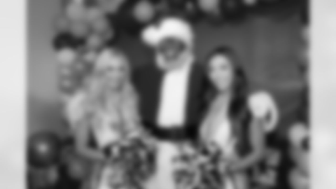 New Orleans Saints center/guard Cesar Ruiz hosted a holiday toy giveaway at the New Orleans Women and Children's Center on Tuesday, Dec. 16, 2025. The event also featured appearances by fellow Saints players center Erik McCoy, linebacker Torricelli Simpkins III, wide receiver Easton Kilty, and offensive tackle William Sherman to spread holiday cheer to children and families in the community.