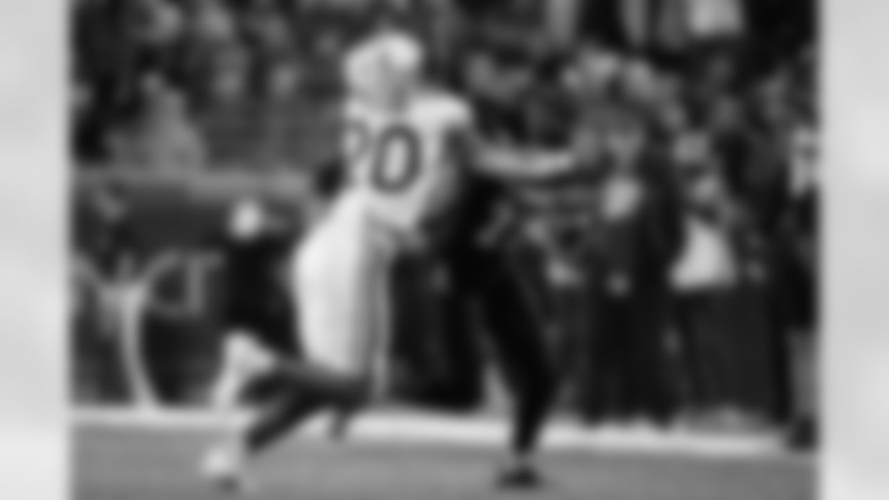 Check out photos of New Orleans Saints 3rd round draft pick Jonas Sanker,safety from Virginia, drafted 93rd overall in the 2025 NFL Draft.