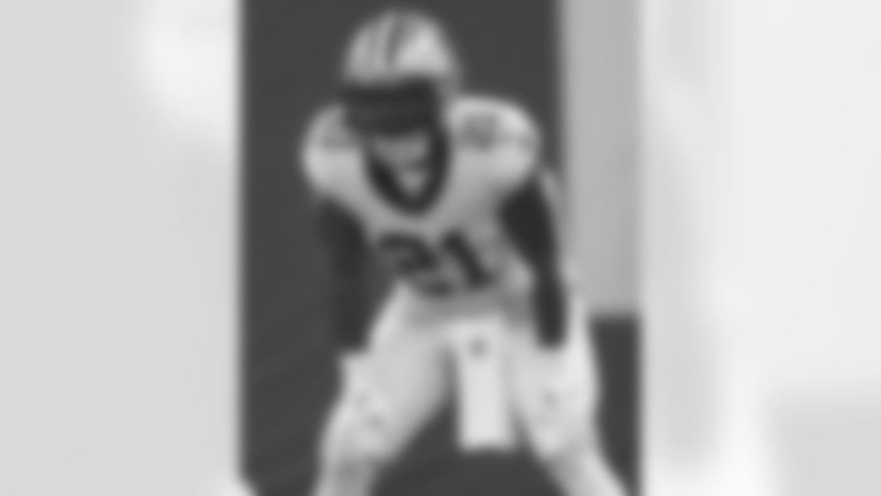 Check out photos of New Orleans Saints running back Jamaal Williams in action throughout the 2023 NFL season.