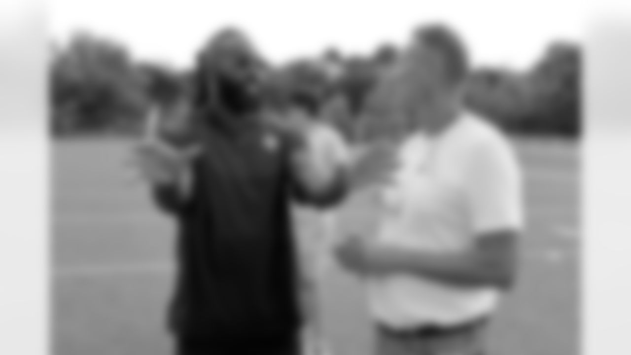 New Orleans Saints linebacker Demario Davis joined young athletes for a Play Football Experience and Flag Football clinic in Paris, France on Saturday, July 12, 2025.
