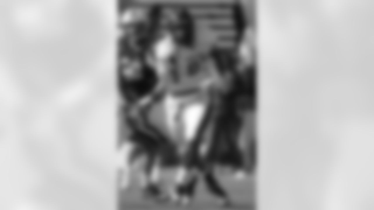 North squad defensive lineman Cameron Jordan (97) of California gives pursuit during Senior Bowl football practice in Mobile, Ala., Wednesday, Jan. 26, 2011.