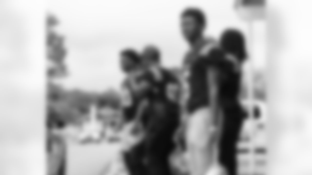 New Orleans Saints defensive tackle Davon Godchaux hosted a Thanksgiving turkey distribution for local residents at the COPAC Community Center on Nov. 25, 2025. The Plaquemine High School football team assisted Godchaux in the giveaway.