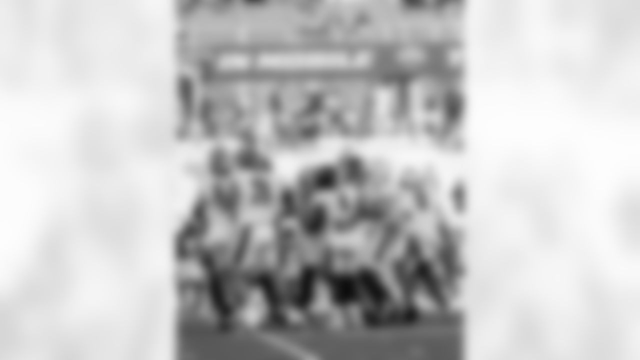 Check out photos from Day 3 of practices at the 2026 Panini Senior Bowl in Mobile, Ala. on Thursday, Jan. 30, featuring top NFL Draft prospects. Associate Head Coach and Running Backs Coach Joel Thomas, Quarterbacks Coach Scott Tolzien, Linebackers Coach Peter Sirmon, Assistant Special Teams Coach Kyle Wilber, Assistant Defensive Backs Coach Robert Blanton, and Assistant to the Head Coach Mike Martinez continue working with players.