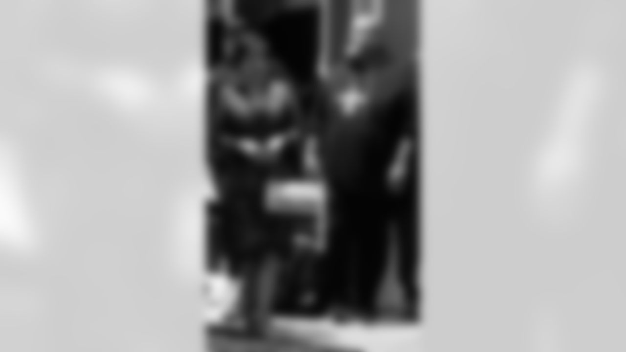 Head inside the New Orleans Saints locker room postgame after the Saints' win against the New York Jets in Week 16 of the 2025 NFL season presented by Bud Light.