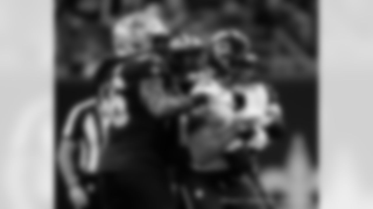 Check out the game action shots from the New Orleans Saints game against the Chicago Bears in Week 9 of the 2023 NFL season.