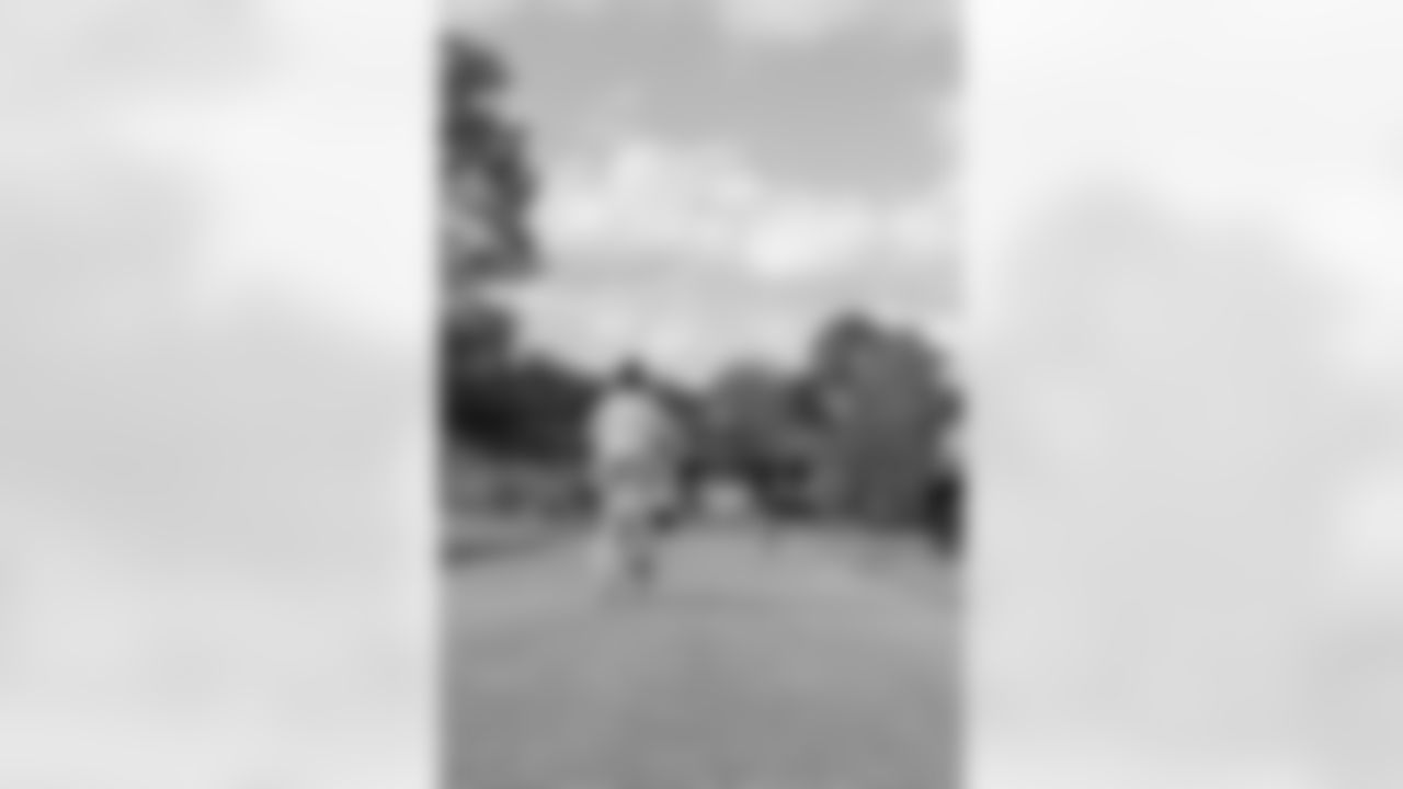 New Orleans Saints defensive tackle Davon Godchaux hosted a holiday bike giveaway on Saturday, Dec. 20, 2025 in Plaquemine, Louisiana, providing children with bicycles to celebrate Christmas and spread holiday cheer in the community.