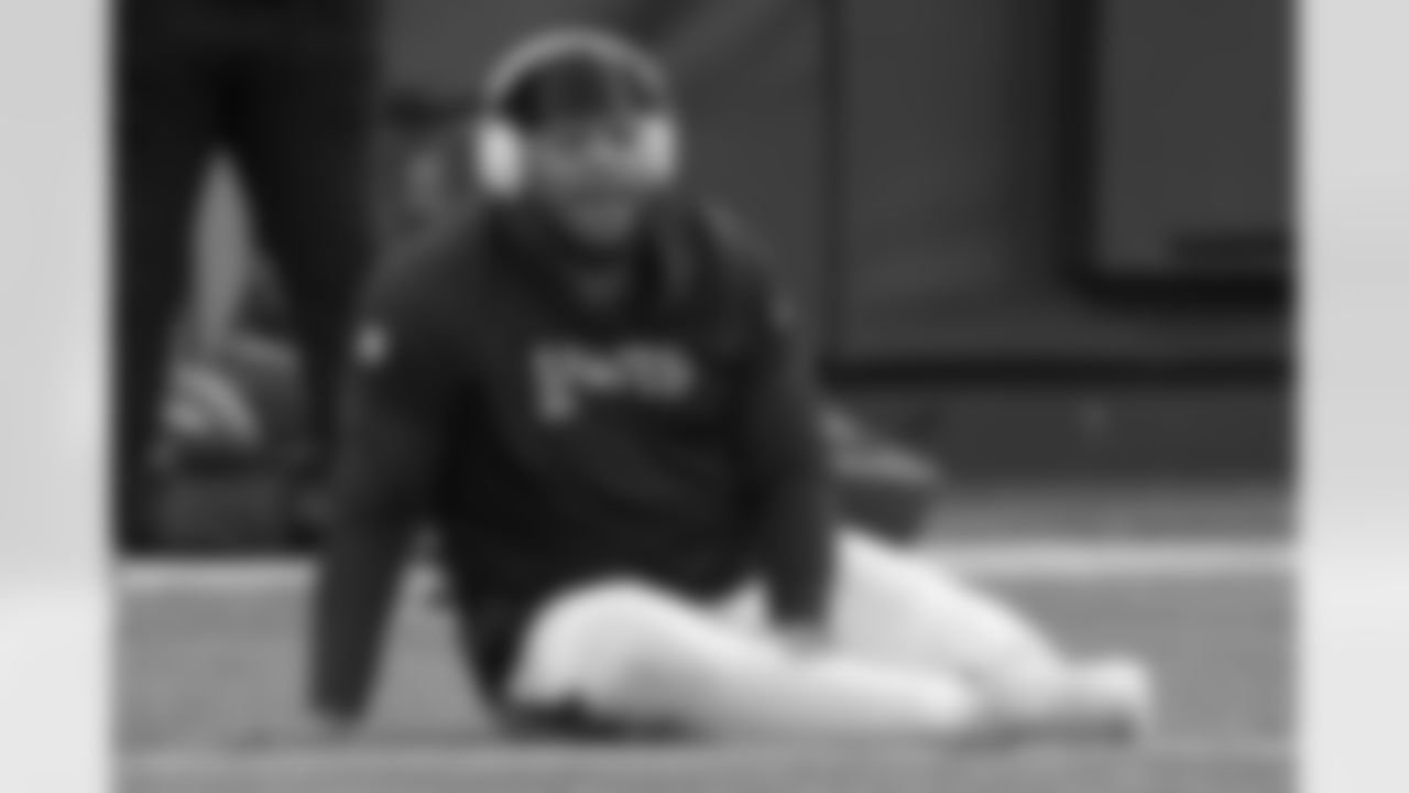 Check out the pregame photos from the New Orleans Saints game against the Carolina Panthers for Week 10 of the 2025 NFL season on Nov. 9, 2025 at Bank of America Stadium.