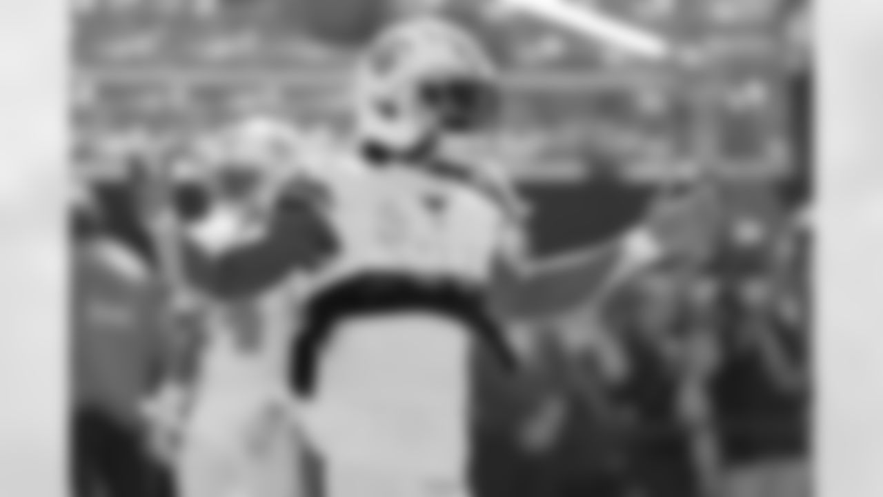 Check out the pregame photos from the New Orleans Saints game against the Carolina Panthers for Week 10 of the 2025 NFL season on Nov. 9, 2025 at Bank of America Stadium.