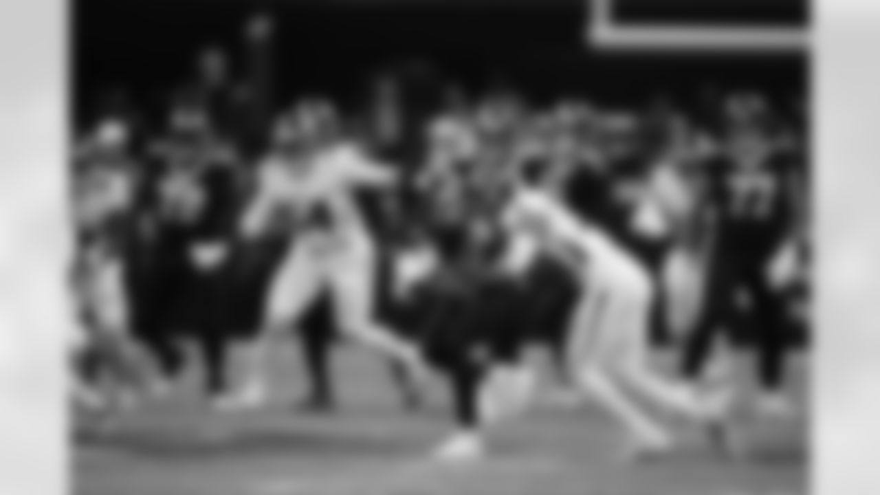 WR Devaughn Vele (14) carries during the New Orleans Saints game against the Atlanta Falcons for Week 12 of the 2025 NFL season on Nov. 23, 2025 at the Caesars Superdome.