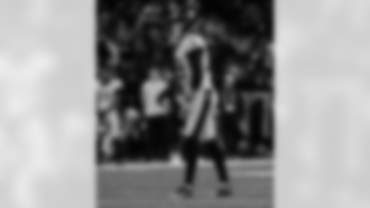 Check out the game action photos from the New Orleans Saints game against the New York Jets for Week 16 of the 2025 NFL season on Dec. 21, 2025 at the Caesars Superdome.