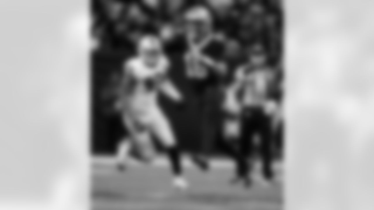 QB Spender Rattler (18) launches the ball during the New Orleans Saints game against the Las Vegas Raiders for Week 17 of the 2024 NFL Season on Dec. 29, 2024 at Caesars Superdome.