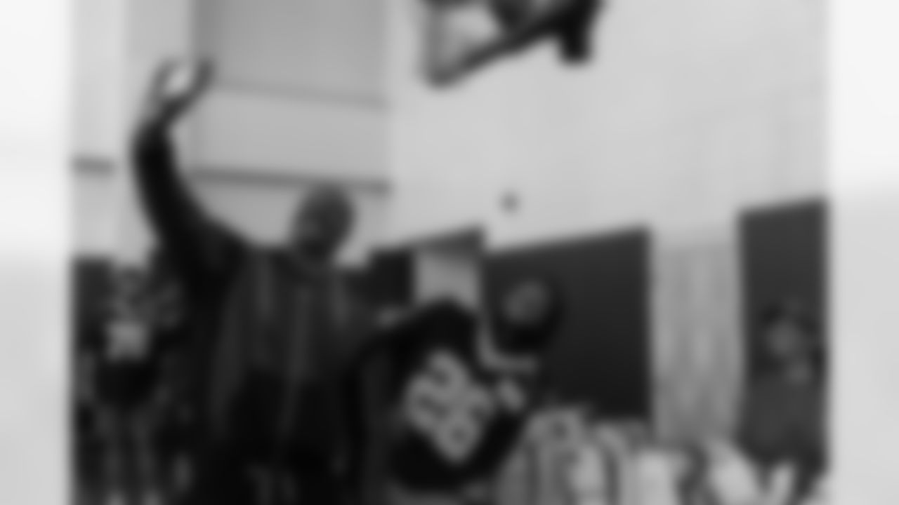 New Orleans Saints players hosted their annual Thanksgiving turkey giveaway at Dryades YMCA on Tuesday, Nov. 18, 2025. The players purchased turkeys and fixings from Rouses Markets to feed families in need, while giving them the opportunity to meet some of their favorite players during the annual holiday event.