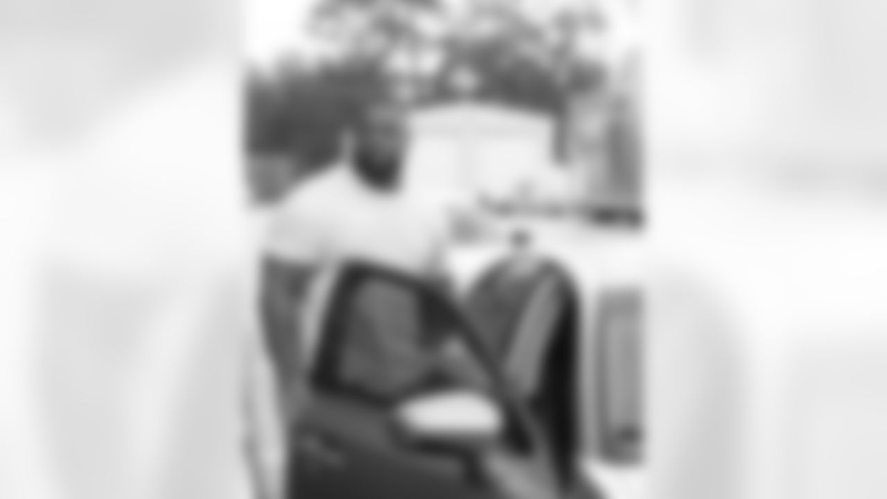 New Orleans Saints defensive tackle Davon Godchaux hosted a Thanksgiving turkey distribution for local residents at the COPAC Community Center on Nov. 25, 2025. The Plaquemine High School football team assisted Godchaux in the giveaway.