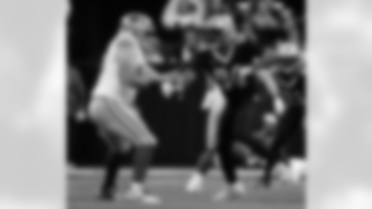 DE Cam Jordan (94) runs during the New Orleans Saints game against the San Francisco 49ers for Week 2 of the 2025 NFL season on Sept. 14, 2025 at Caesars Superdome.