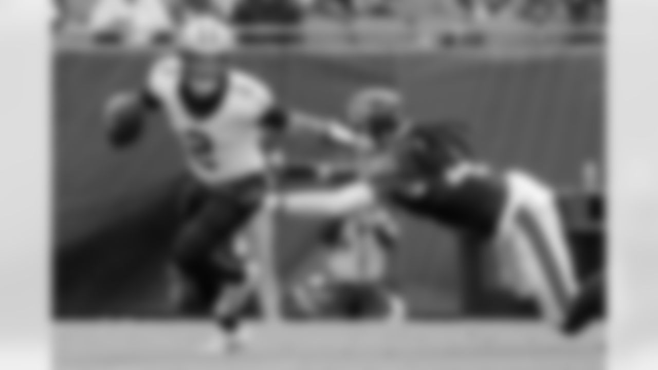 Check out the game action photos from the New Orleans Saints game against the Chicago Bears for Week 7 of the 2025 NFL season on Oct. 19, 2025 at Soldier Field.
