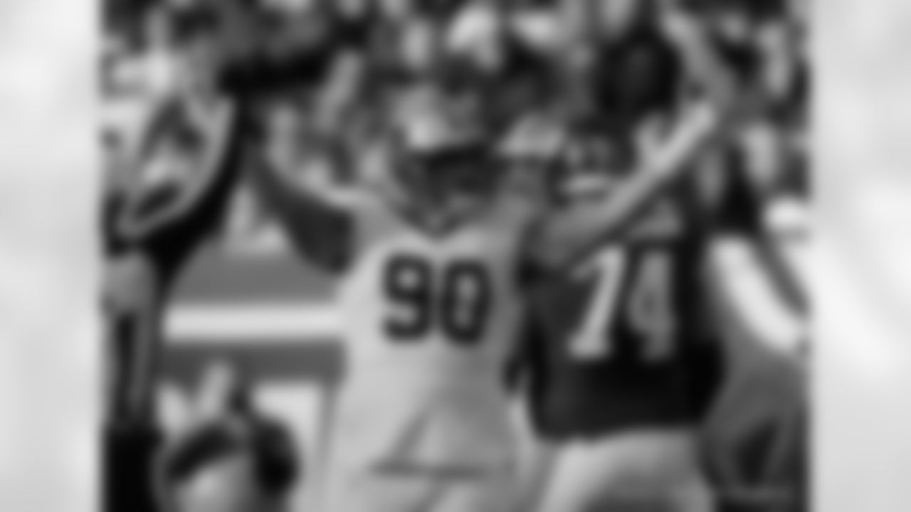 DT Bryan Bresee (90) during the New Orleans Saints game against the New York Giants for Week 14 of the 2024 NFL Season on Dec. 8, 2024 at MetLife Stadium.