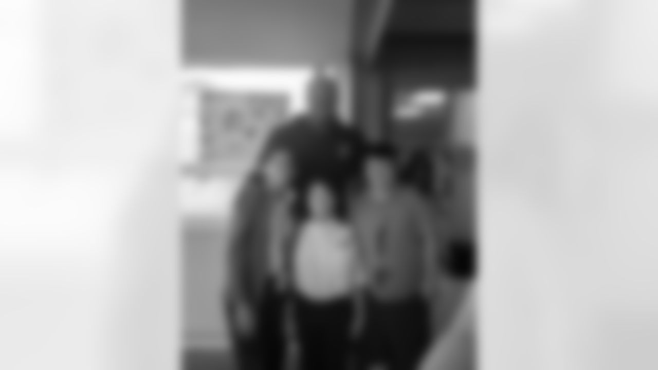 New Orleans Saints defensive end Cam Jordan visited students and staff at Bissonet Plaza Elementary School on Tuesday, Nov. 18, 2025.