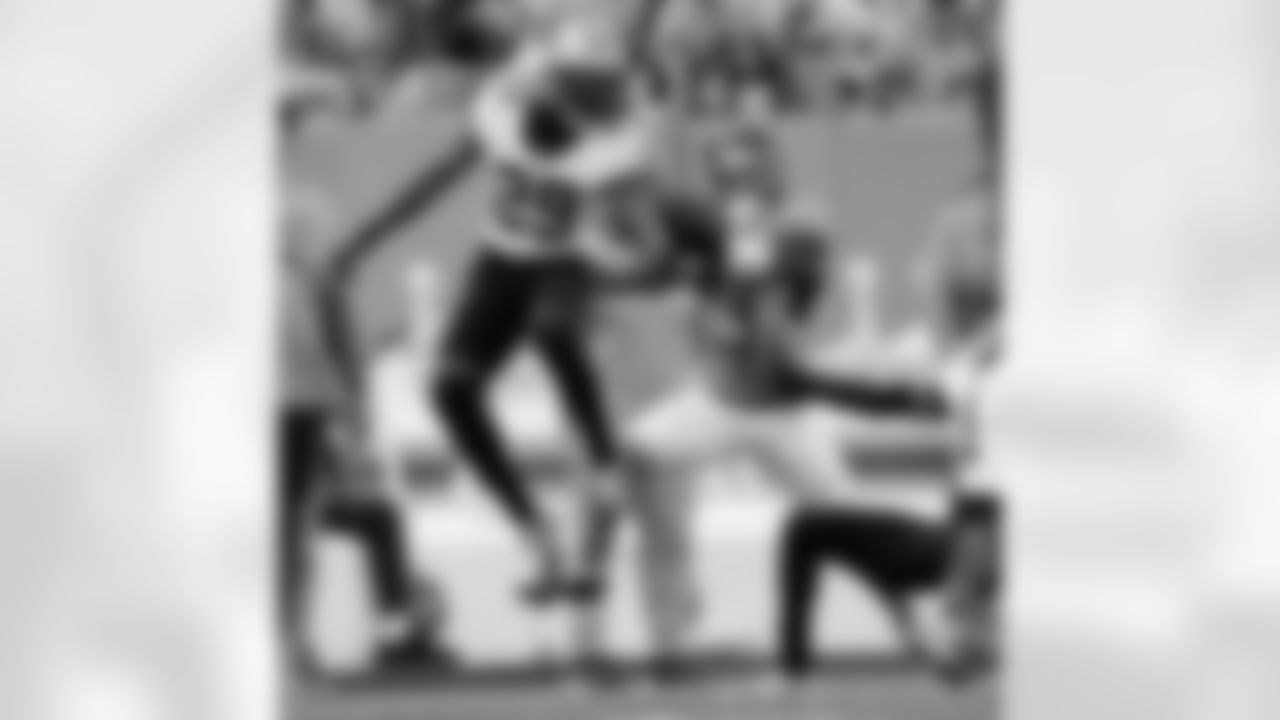 Check out the game action photos from the New Orleans Saints game against the Tennessee Titans for Week 17 of the 2025 NFL season on Dec. 28, 2025 at Nissan Stadium.