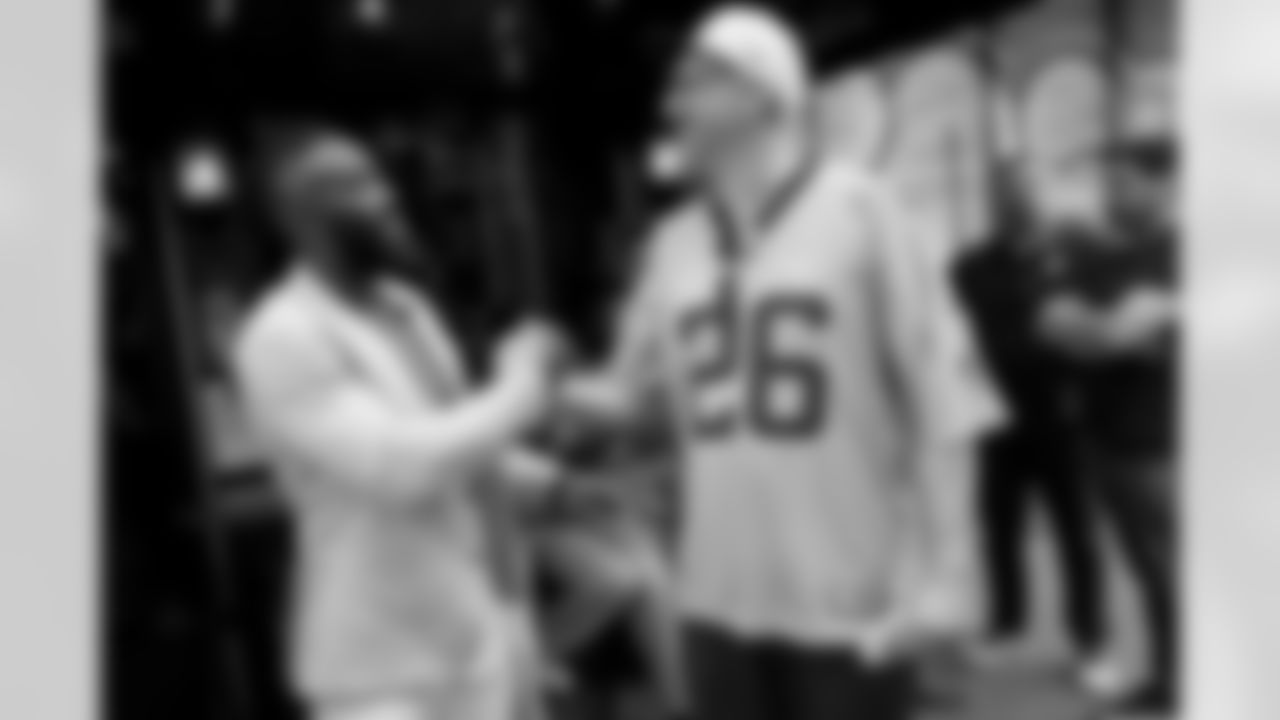 New Orleans Saints linebacker Demario Davis joined local Parisian fans, including our 2025 International Fan of the Year, as well as Paris Musketeers representatives, and FFFA coaches for happy hour at New Orléans Saints Café in in Paris, France on Thursday, July 10, 2025.
